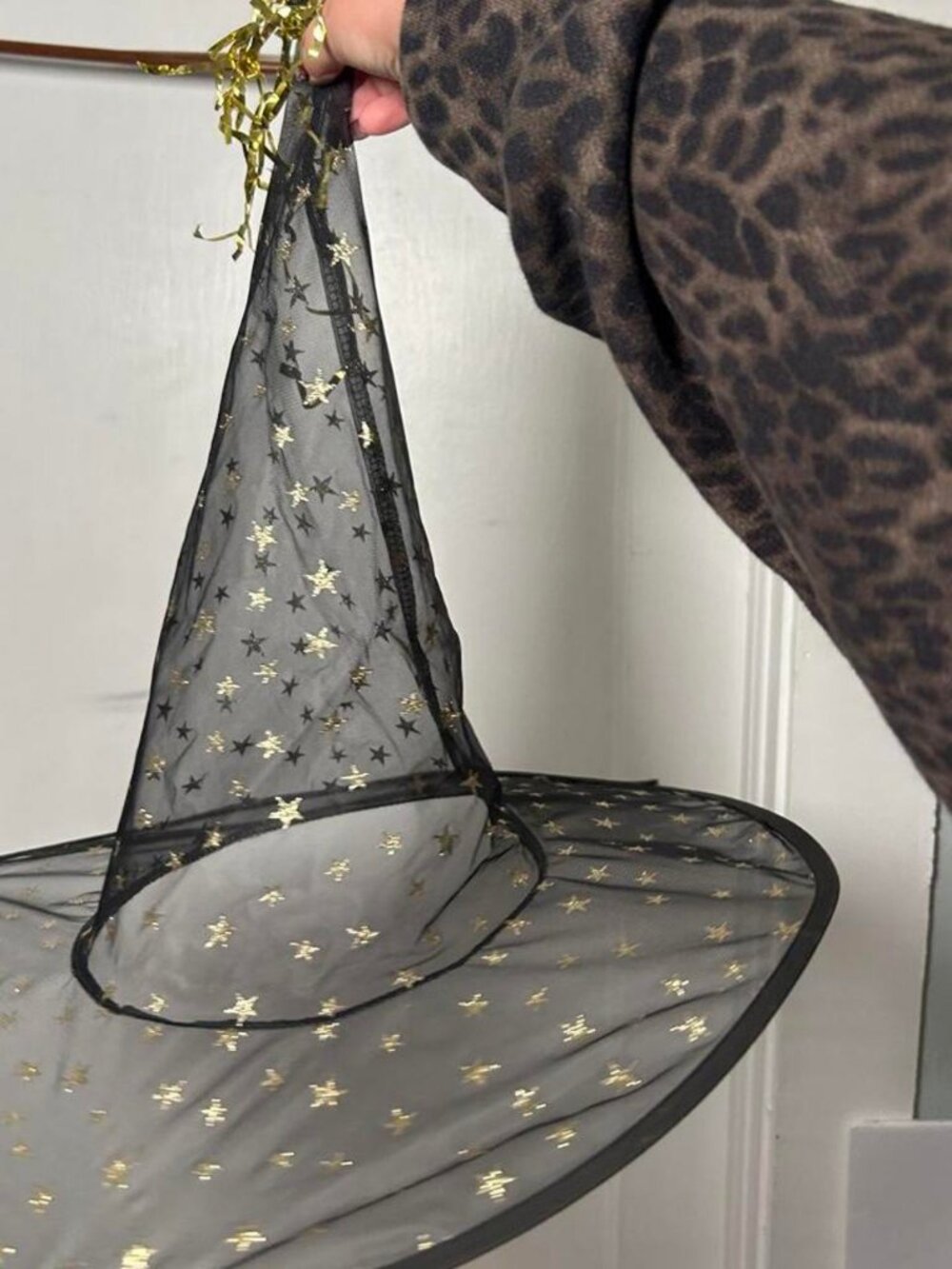 Black witch hat with gold stars